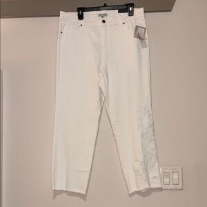 John Mark White Floral 3D Embroidered Jeans SZ 14W NWT